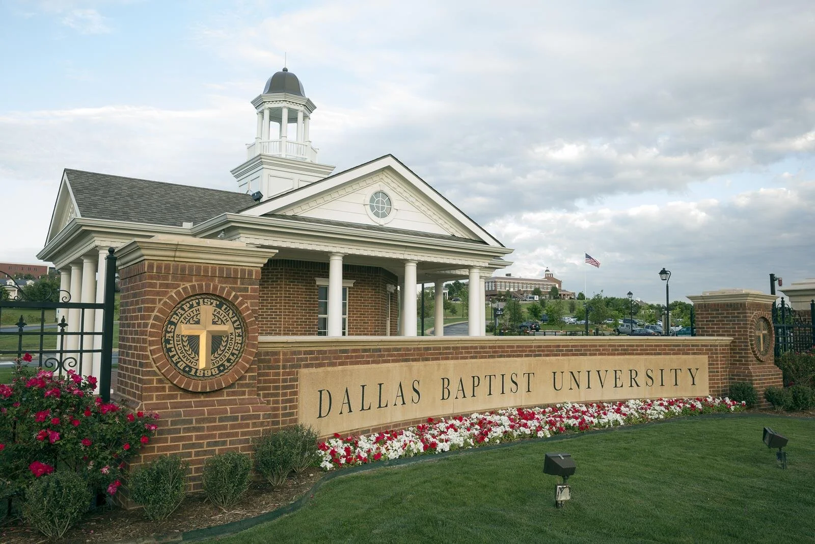 dbu_04242013_4136_2_.jpg
