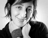 Naomi Azar: Do I Know You?