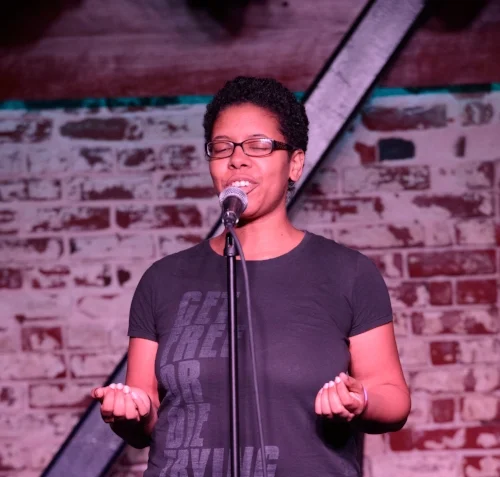 Piper Harron shares her story at The Tipsy Crow in San Diego. Photo by Ernesto Ortiz.