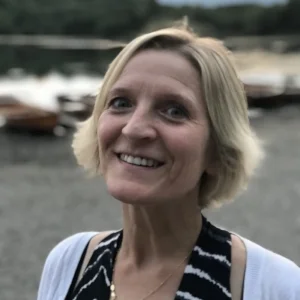 Esther_Stone_photo.jpg