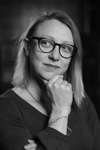 Dr. Paula Croxson headshot