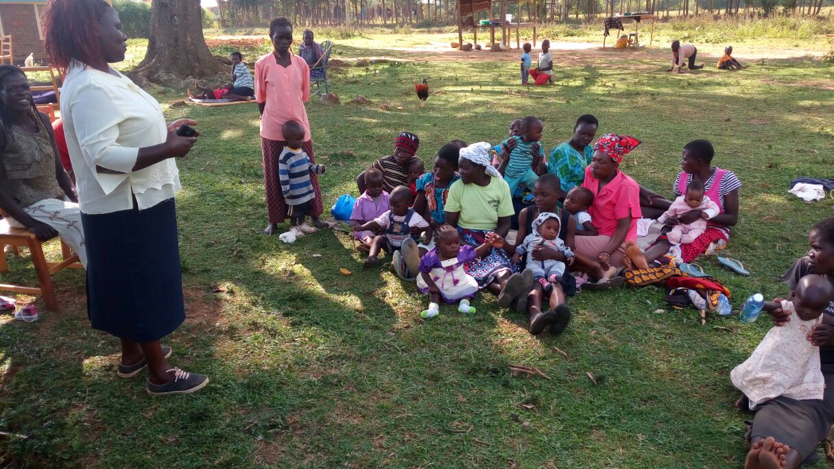 Nutrition class for mothers of malnourished children.