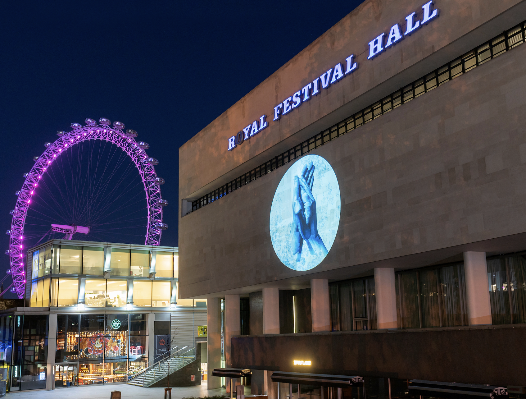  South Bank Projection   www.iclapfor.com  