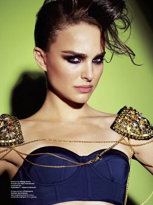 Natalie Portman, V Magazine . Photographed by Mario Testino.
Got a girl crush on: Natalie Portman
There is so much fierceness going on in this photo.
(via shannondavenport )