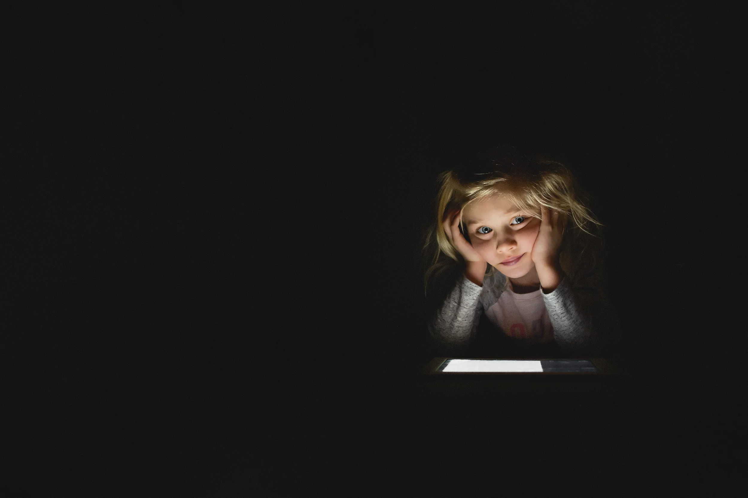 hello-olivia-photography-long-island-family-photographer-ipad-edit.jpg