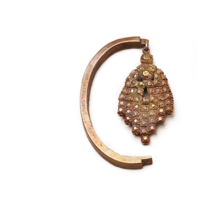 ORPHAN GIRL Earcuff (Right) in rainbow copper from GINA MELOSI's LASTCHANCE/LOSTCHILD collection