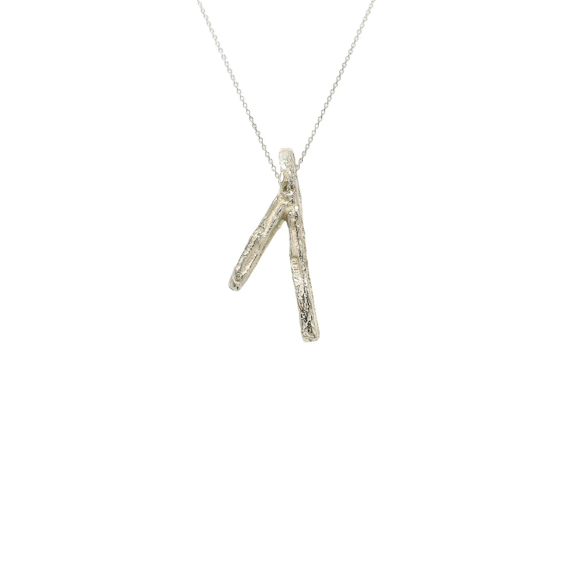 SLIT 'V' Necklace in silver