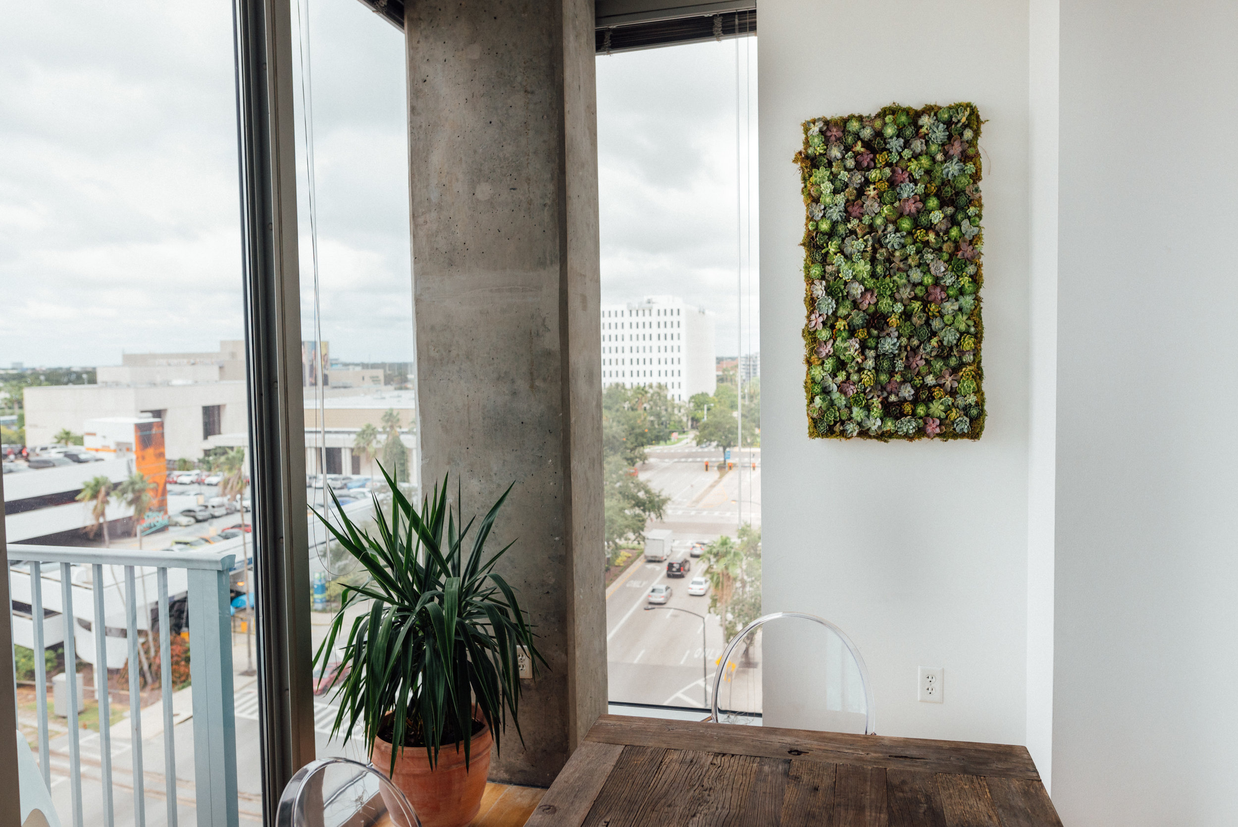 Ann Cox Design_Interior Design_Downtown Tampa Modern Dining Room-8