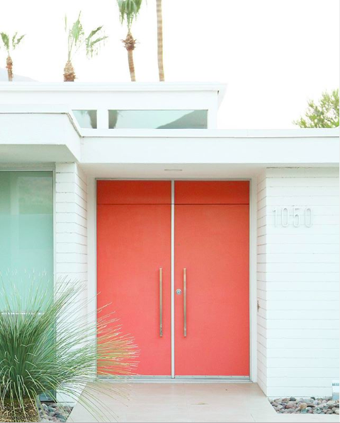 Image via @PalmSpringsStyle on Instagram