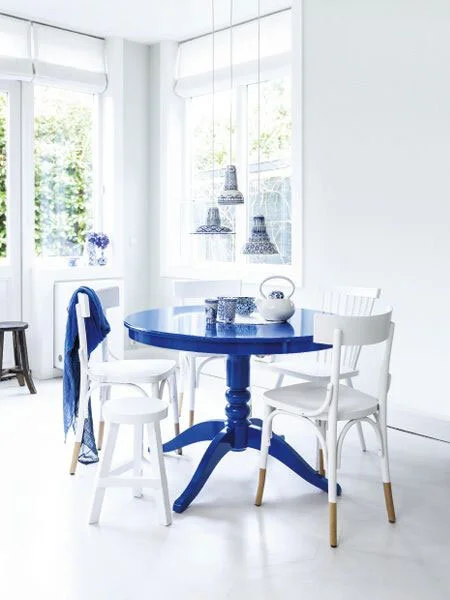 Blue kitchen table, via Home Dzine