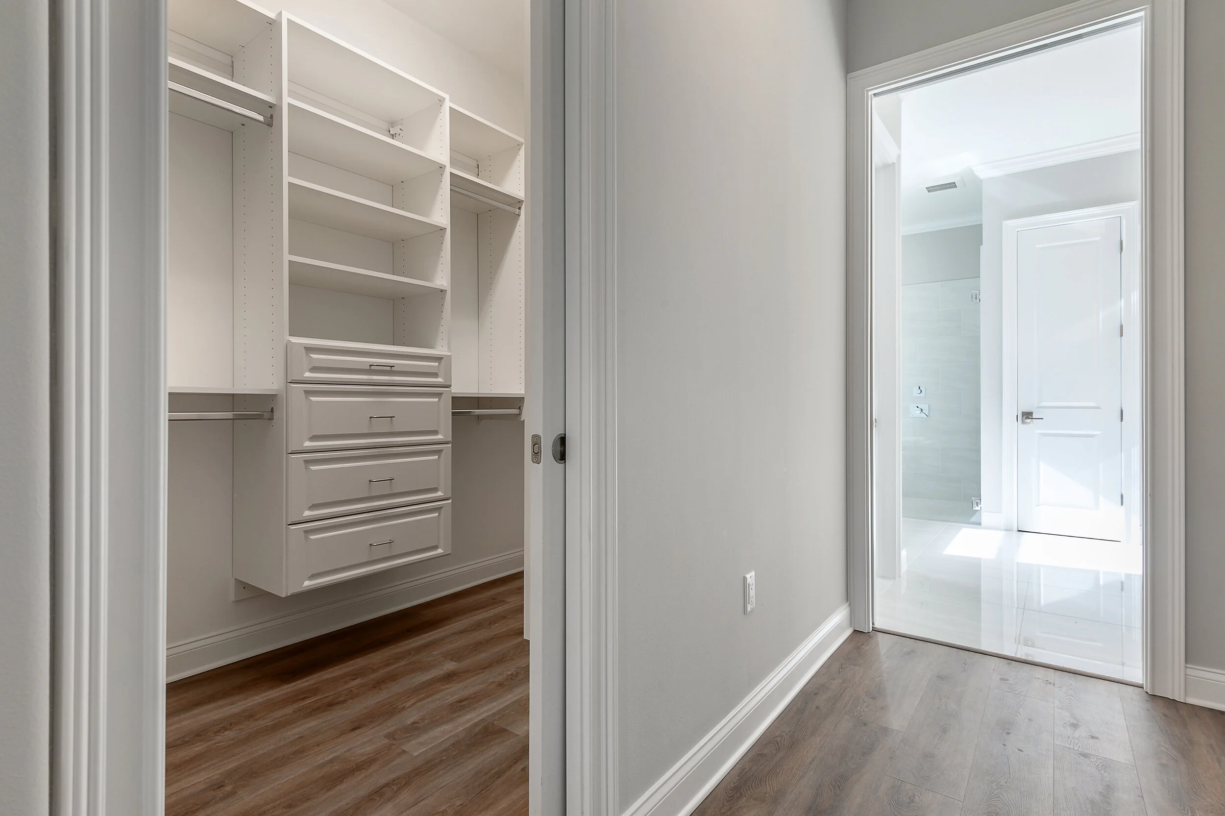 AnnCoxDesign_TampaInteriorDesign_TransitionalLakeMagdaleneNewBuild_12.jpg
