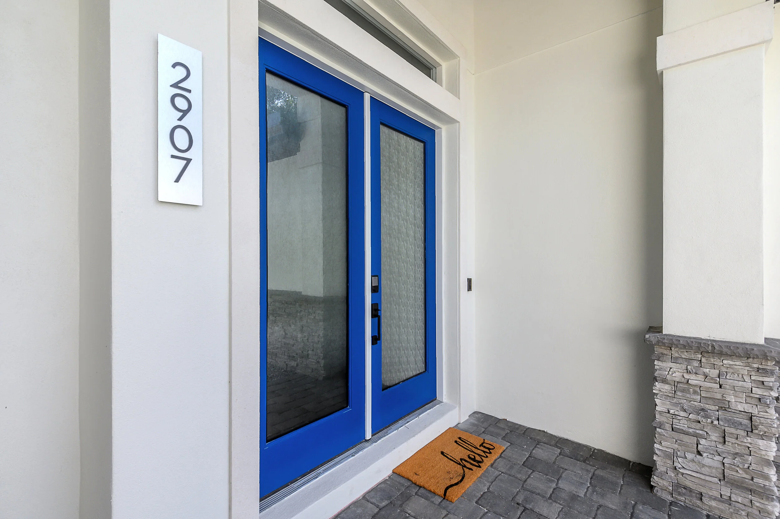 AnnCoxDesign_TampaInteriorDesign_TransitionalLakeMagdaleneNewBuild_1.jpg