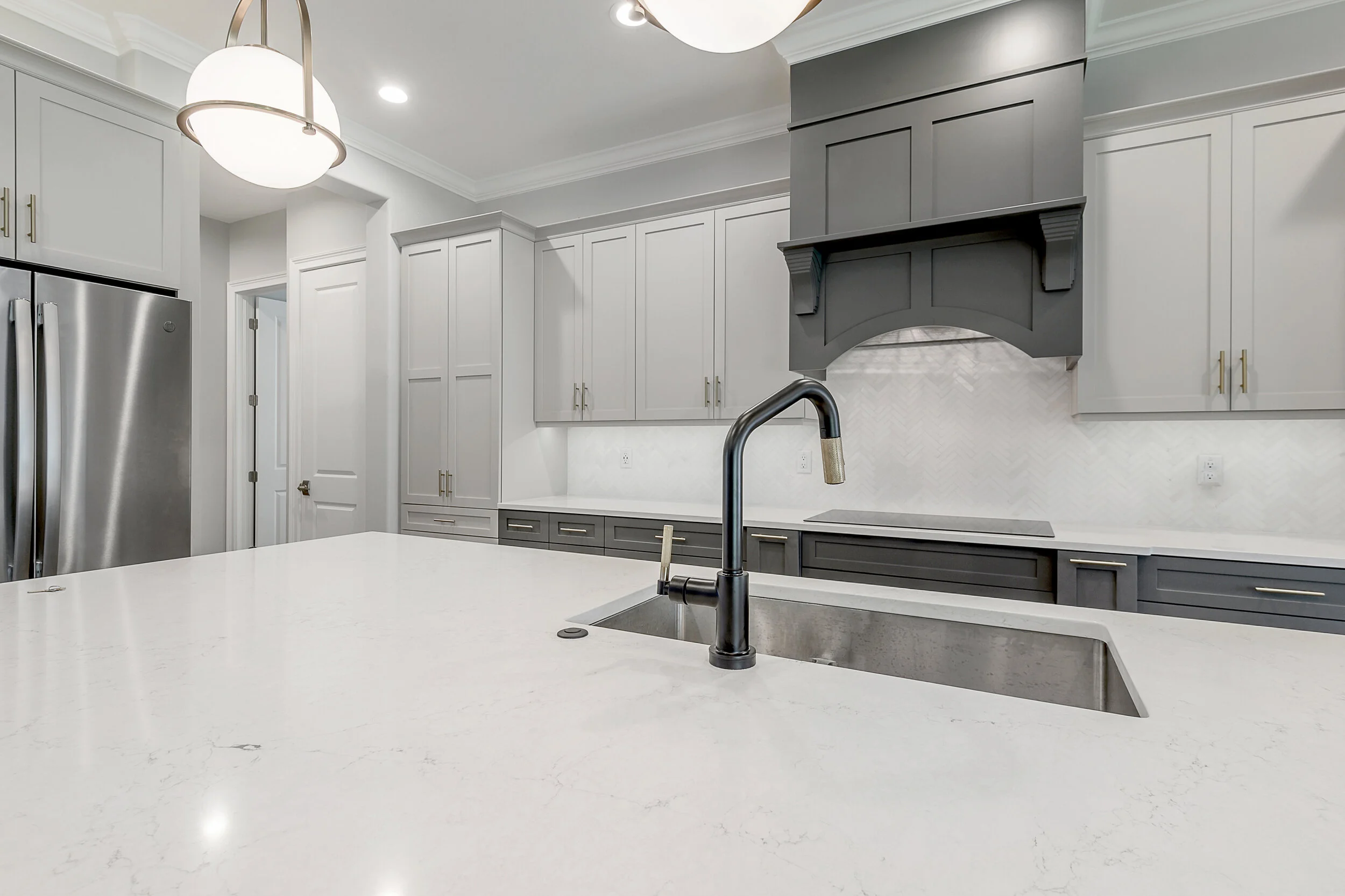 AnnCoxDesign_TampaInteriorDesign_TransitionalLakeMagdaleneNewBuild_5.jpg