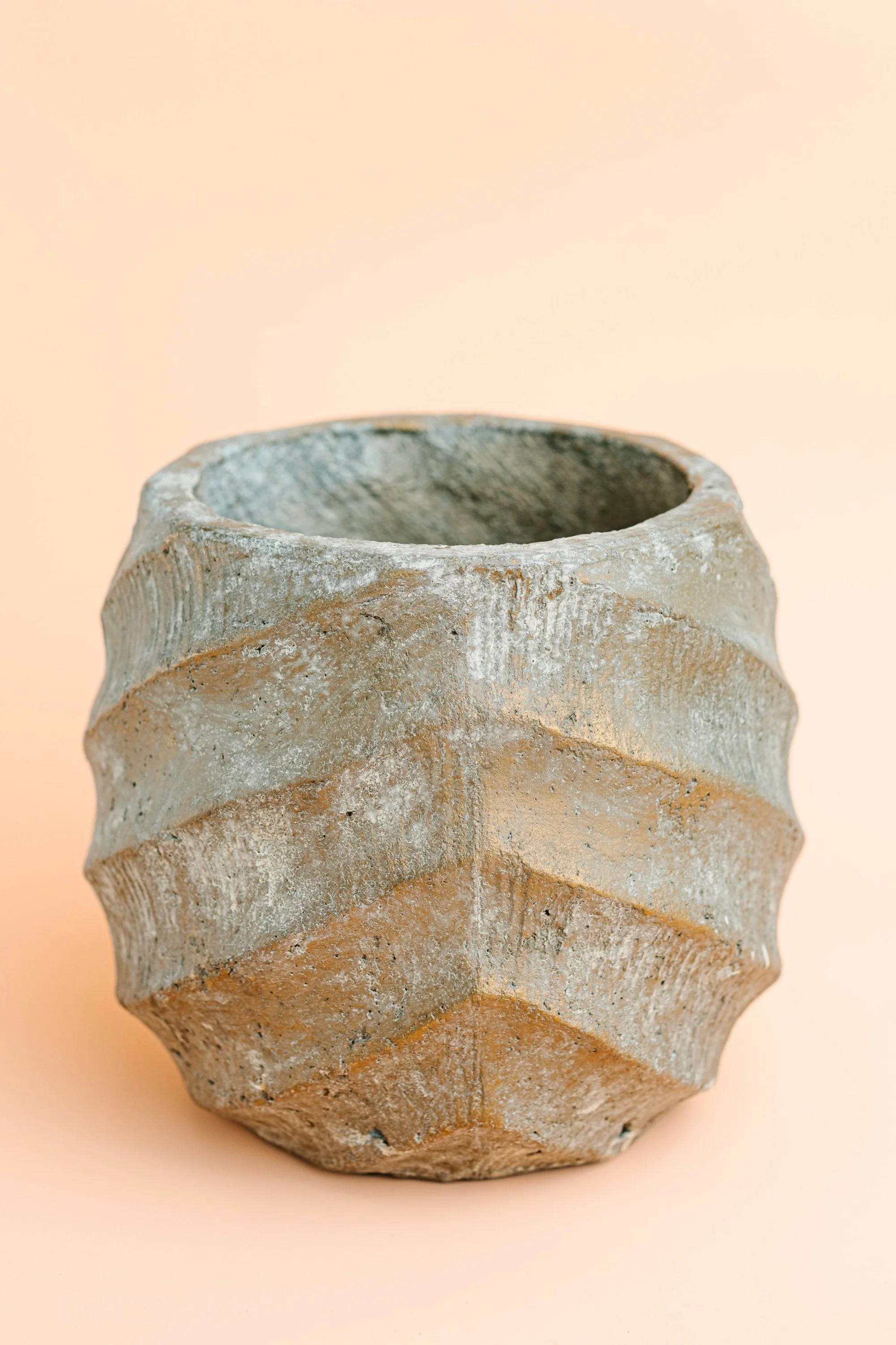 AnnCoxDesign_HomeDecorShop_TexturedNaturalPlanter-2.jpg