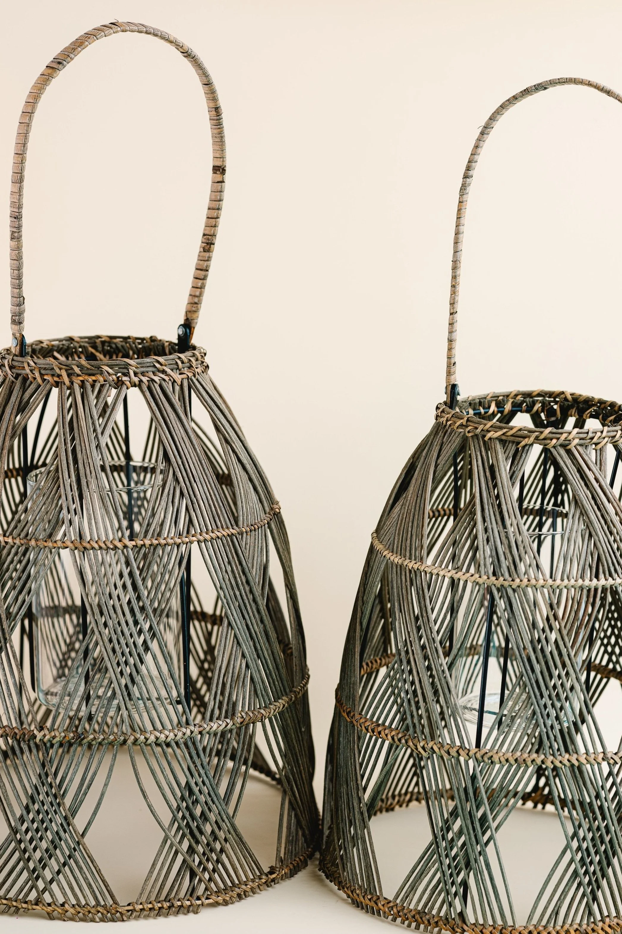 AnnCoxDesign_HomeDecorShop_NaturalWovenStandingCandleHolders-12.jpg