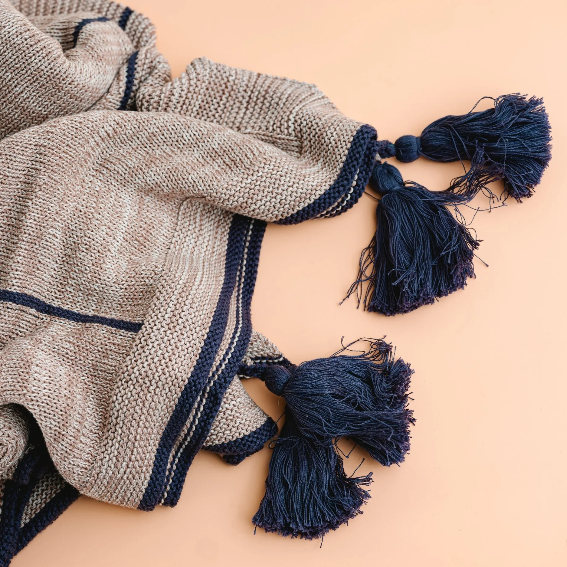 AnnCoxDesign_HomeDecorShop_NavyGridThrowBlanketWithTassles-1.jpg