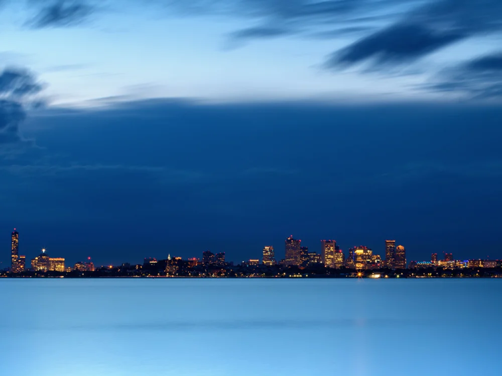 Meriel_Marina_Bay_Boston_Skyline_Twilight_Greg_Dubois.jpg