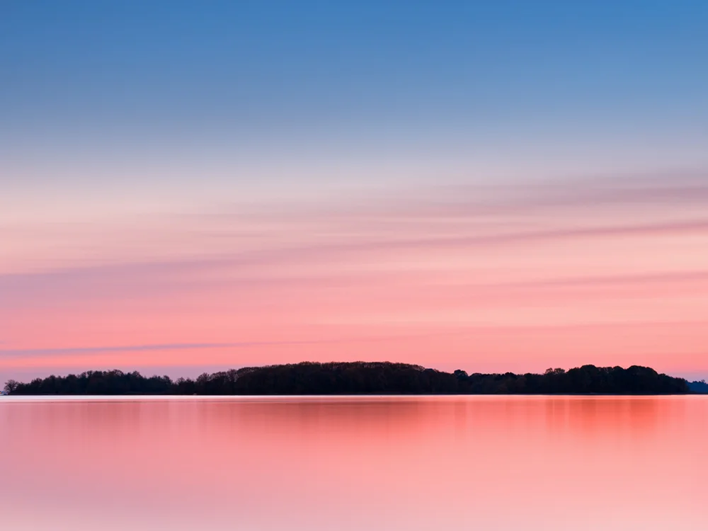 Meriel_Marina_Bay_Spectacle_jetty_sunrise_Greg_Dubois.jpg