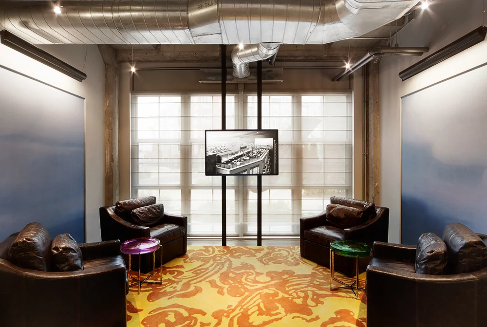 the_batch_yard_everett_apartments_movie_room.jpg