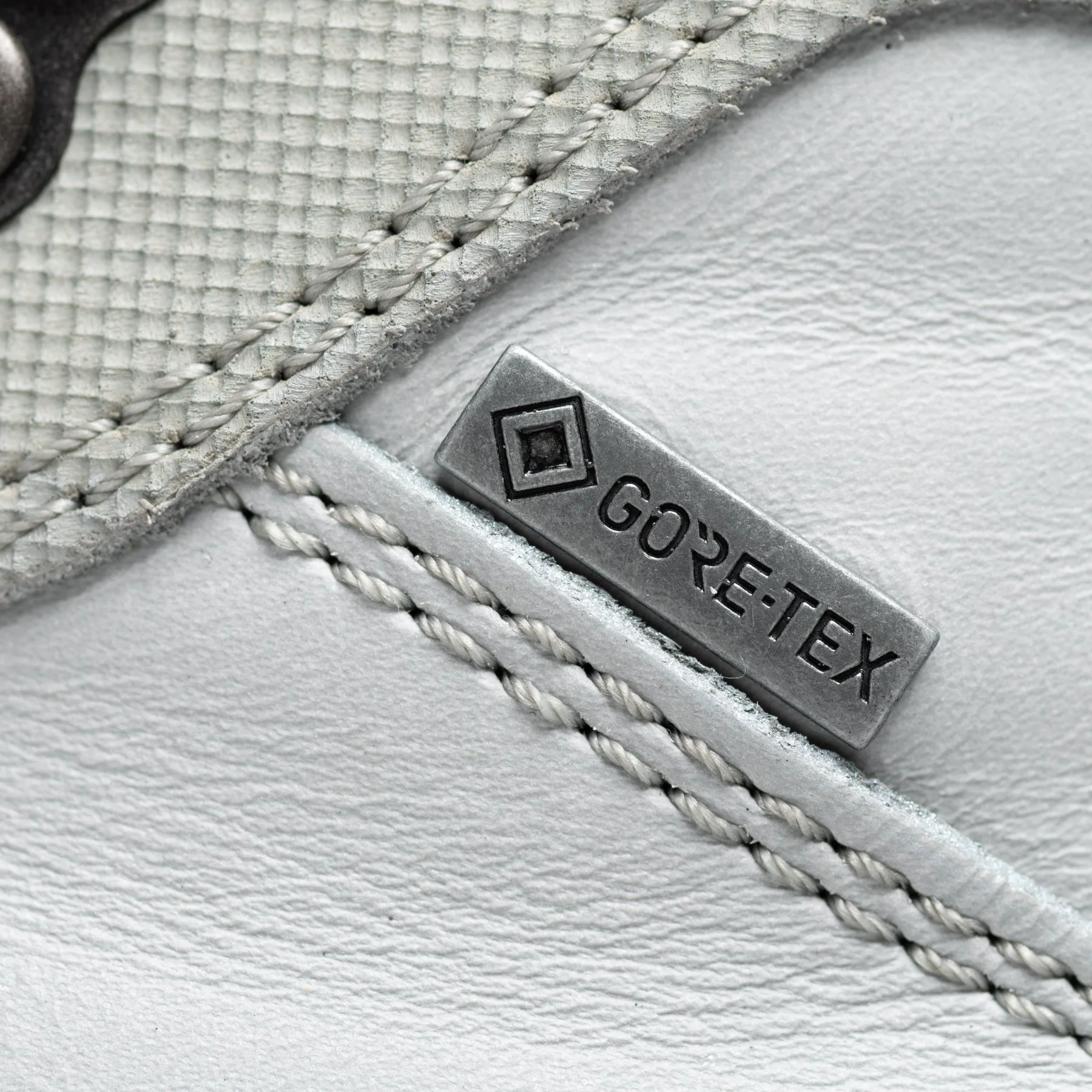 Ecco x Concepts, 833364-60848, (PALOMA - CLOUD - CLOUD) Detail-04.jpg
