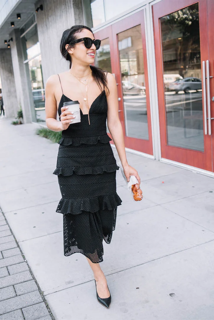 Cushnie-Et-Ochs-Black-dress.jpg