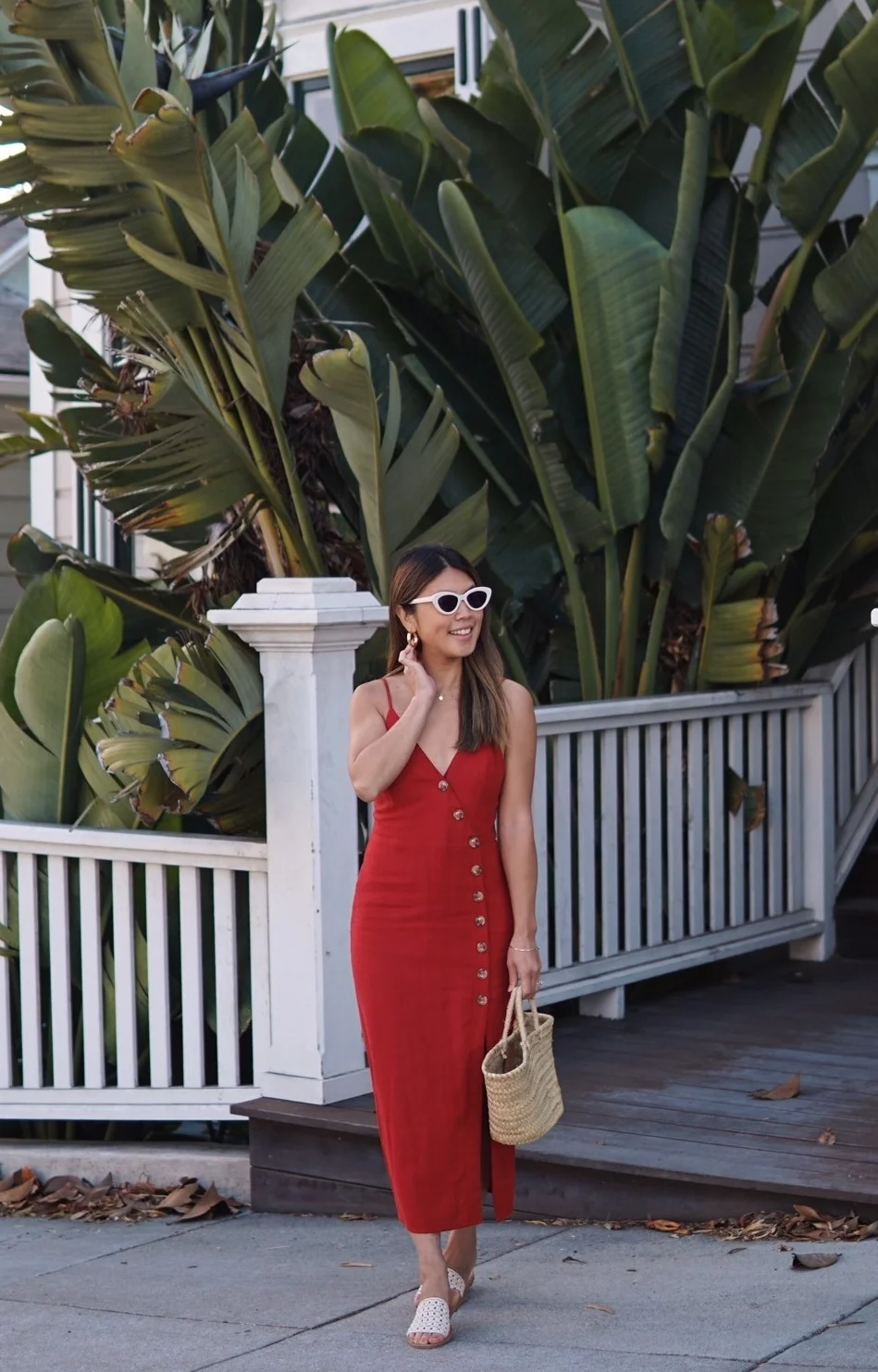 TRENDING NOW: RED DRESSES