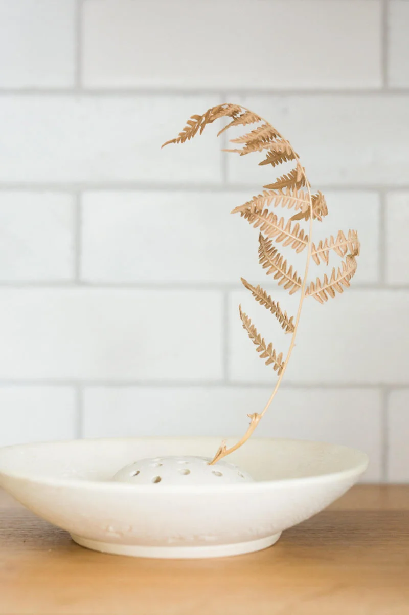 2019_Q1_image_full-rights_influencer_Tinge-Floral_photo-by_Kate-Osborne_kitchen_backsplash_brick_olympic_offset_detail_FC-239014.jpg