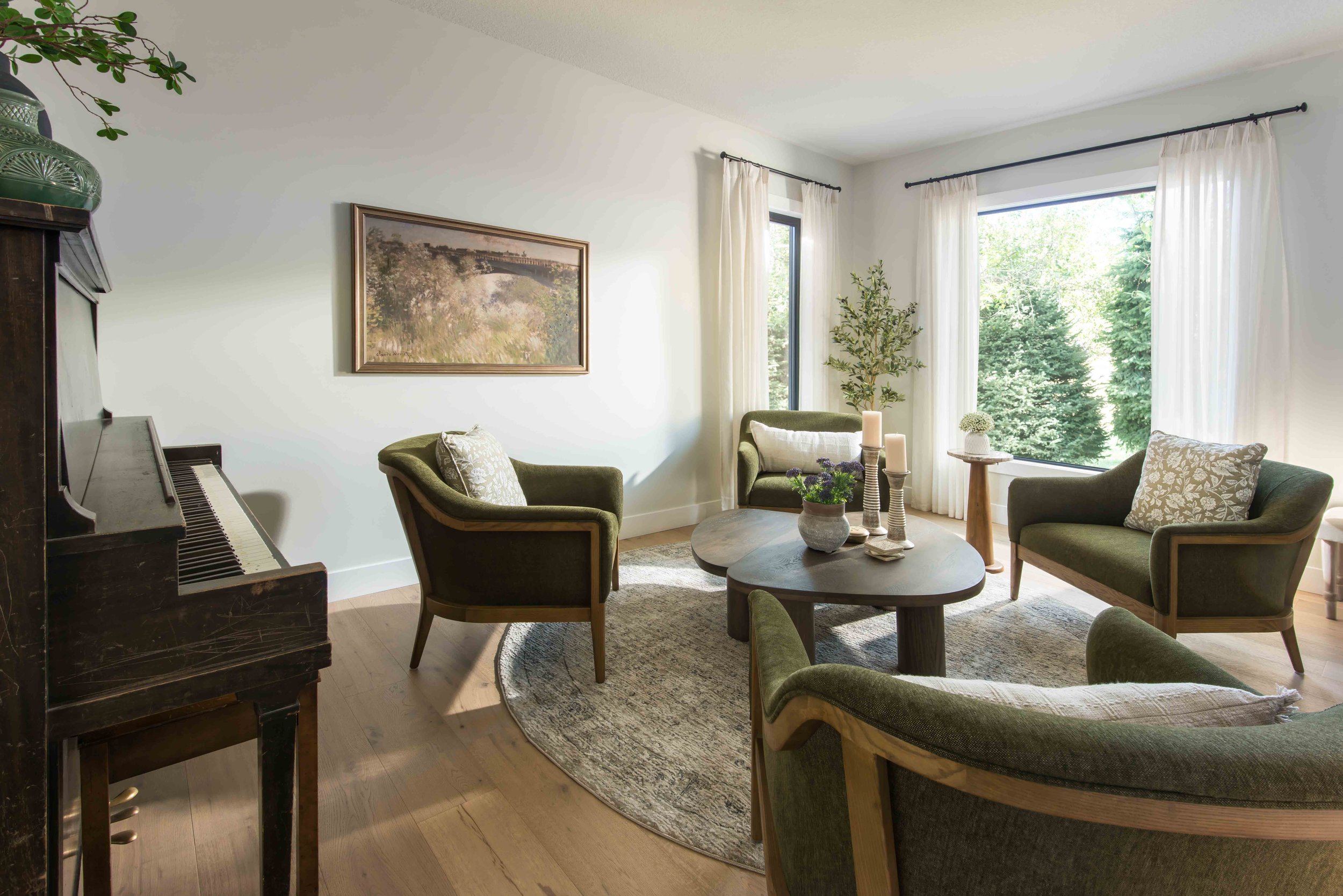 a2_SittingRm-lite_Panorama-HPW_5494b-2.jpg