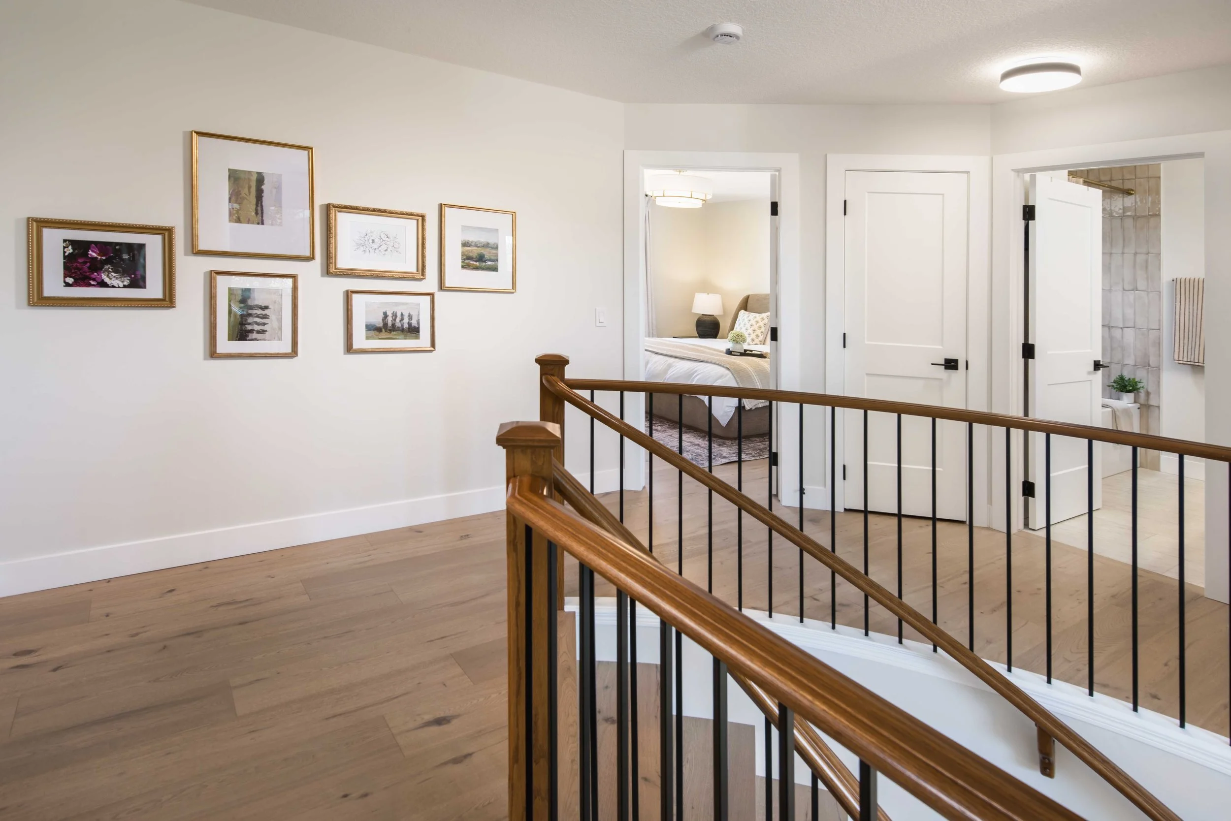 e1_UpperHall_Kitchen_Panorama-HPW_5782b.jpg