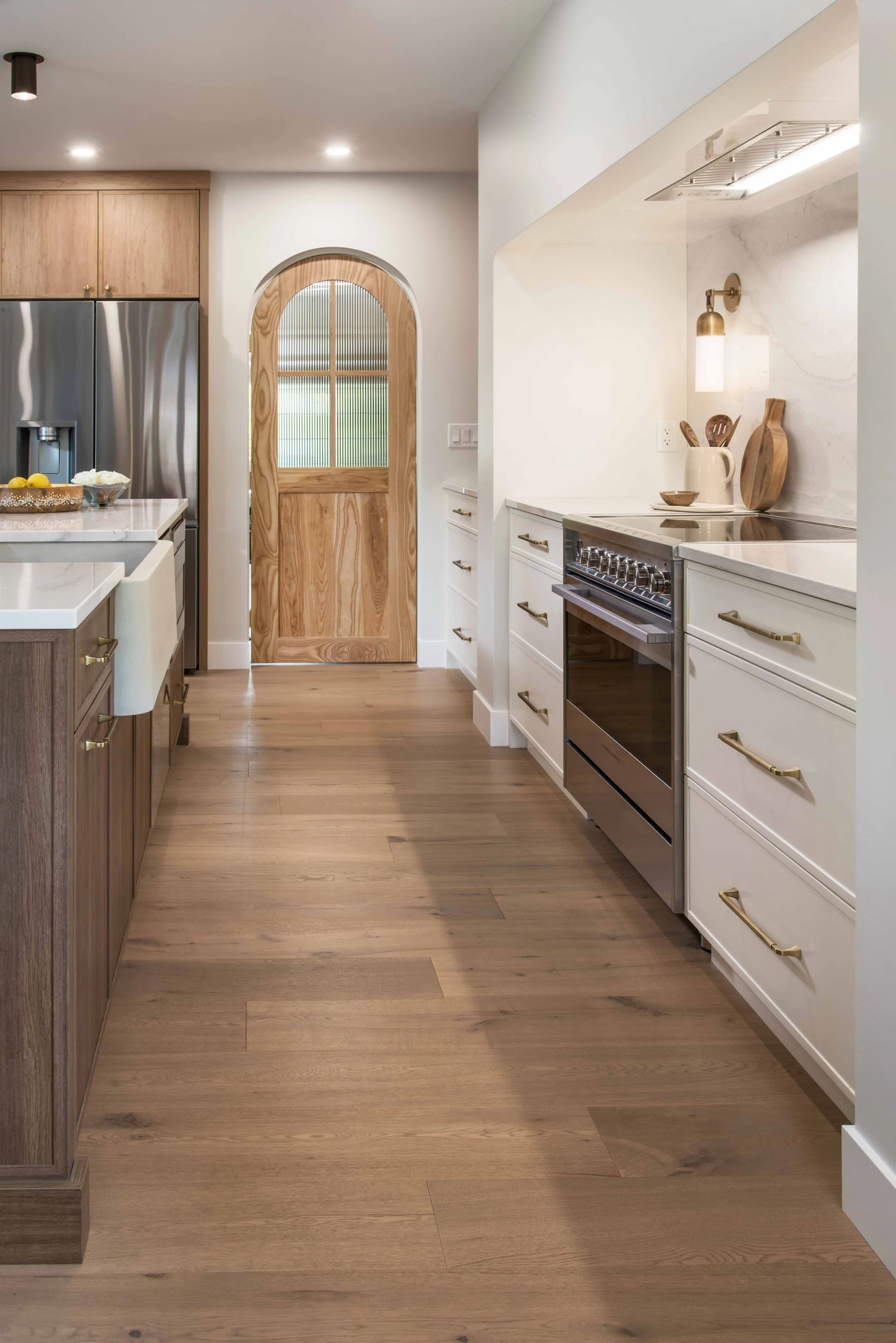c5_Kitchen-to-Pantry_Elgin_6896b.jpg