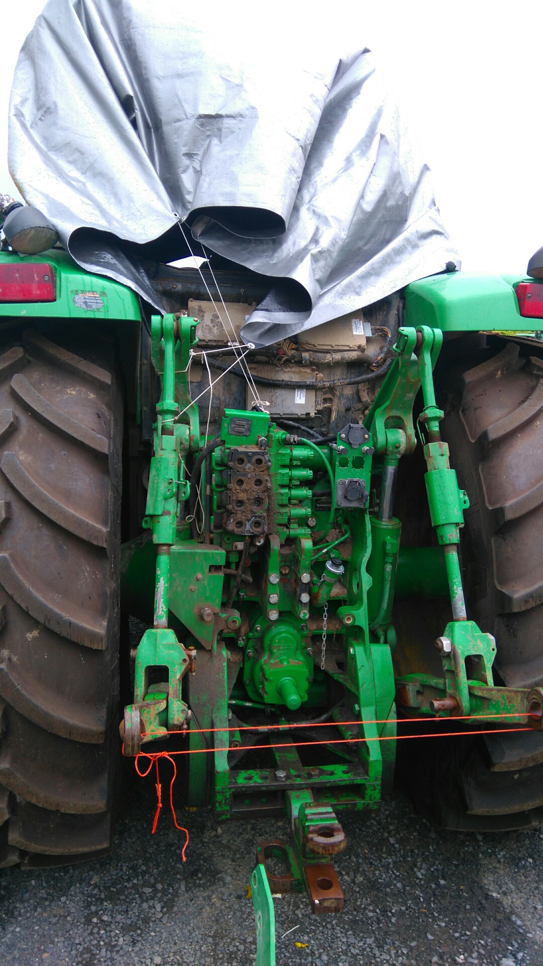 JD8120 3.JPG