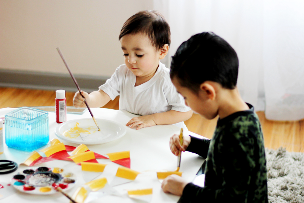 DIY Projects — PAPER PLATE PIZZA GARLAND — All Kids Are Gifted