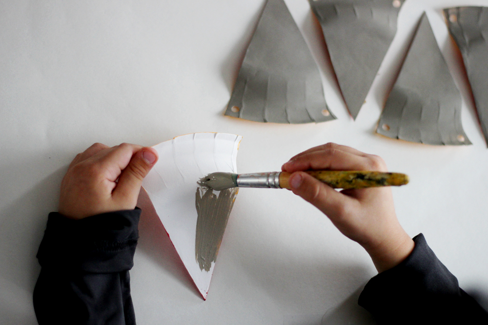 Paper Plate Pizza Garland — All Kids Are Gifted