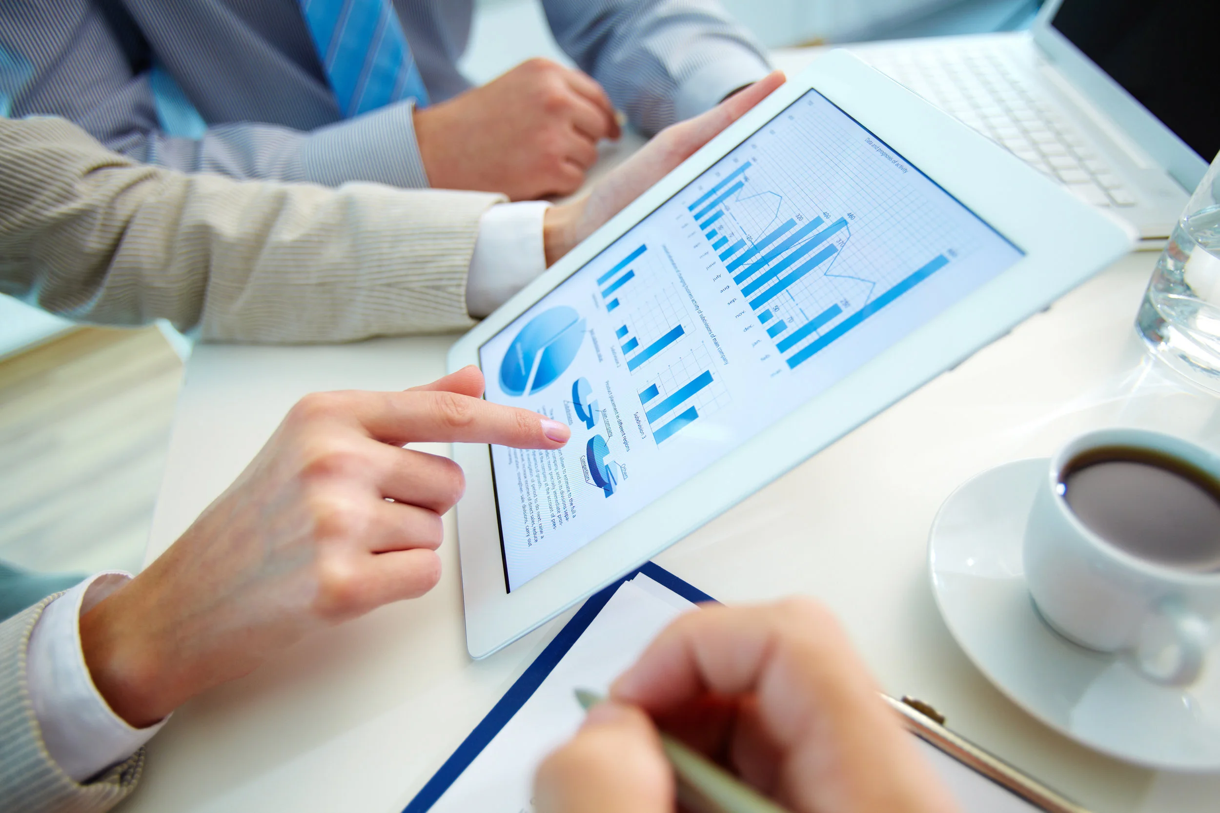 Are-like-for-like-sales-figures-still-a-useful-and-relevant-measure-of-retail-performance_.jpg