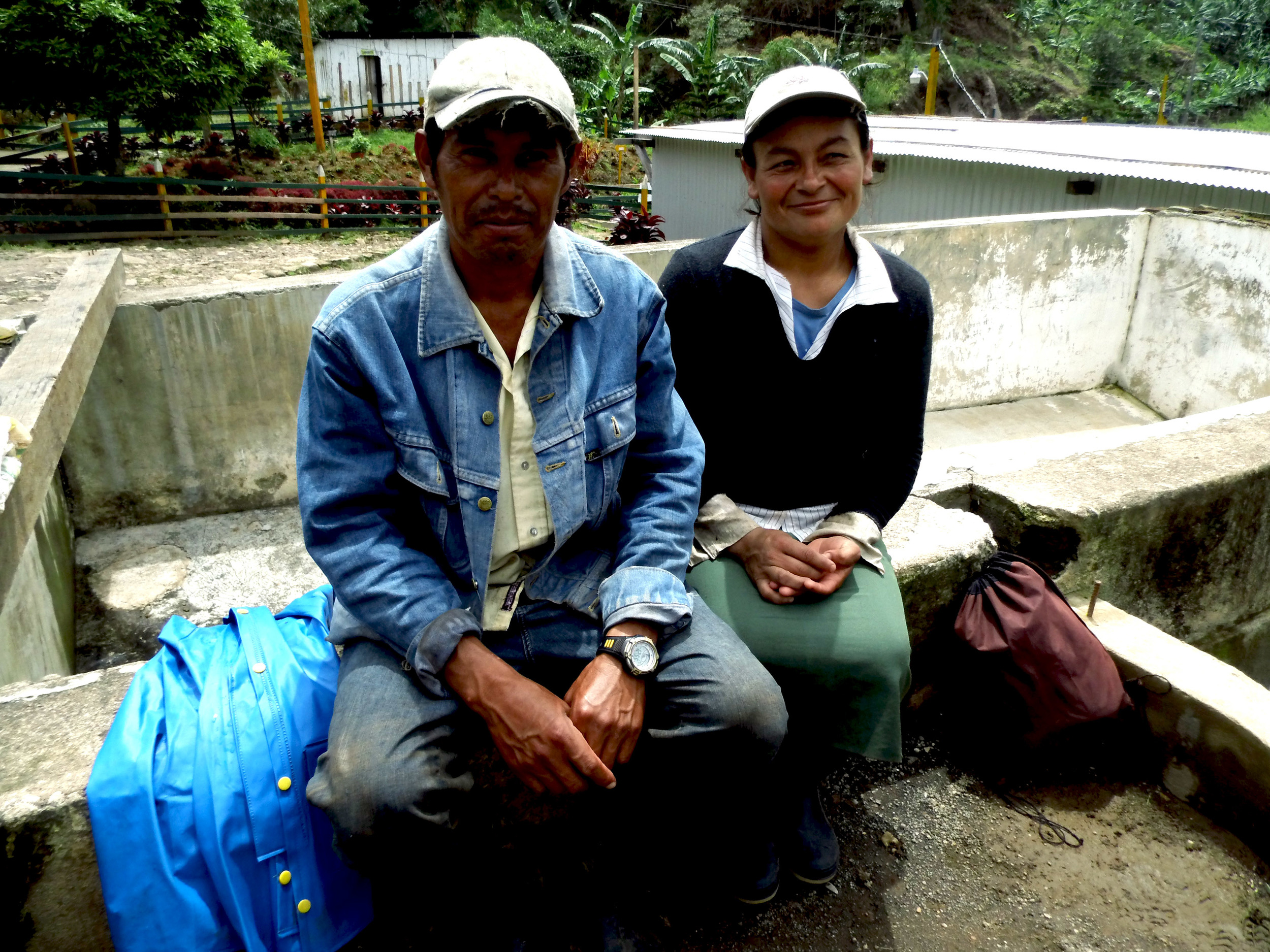 Santita+&+Noel+Pareja+workers+at+Paraiso.jpg