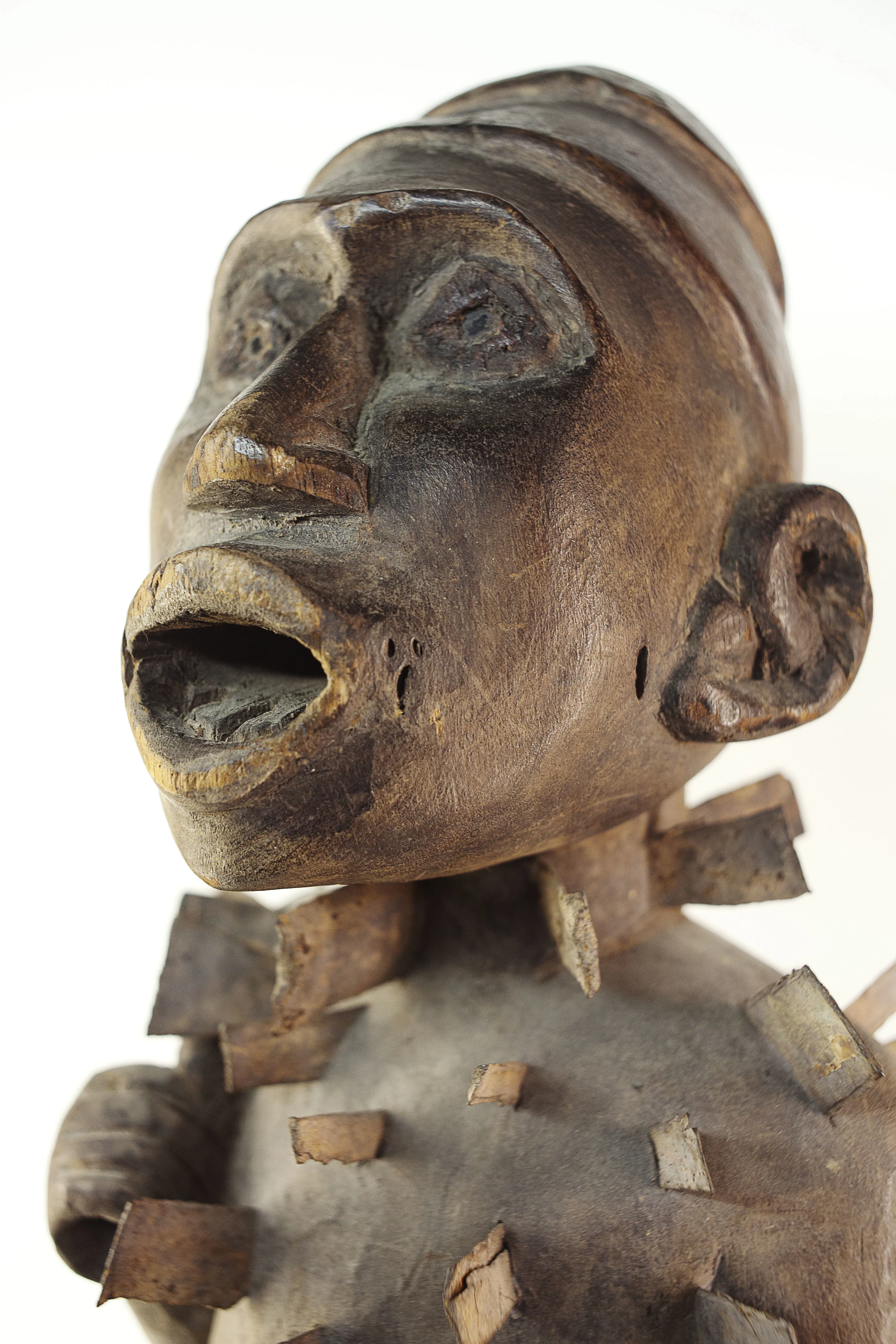 2-Fetiche NKISI- Zaire.detalle.jpg