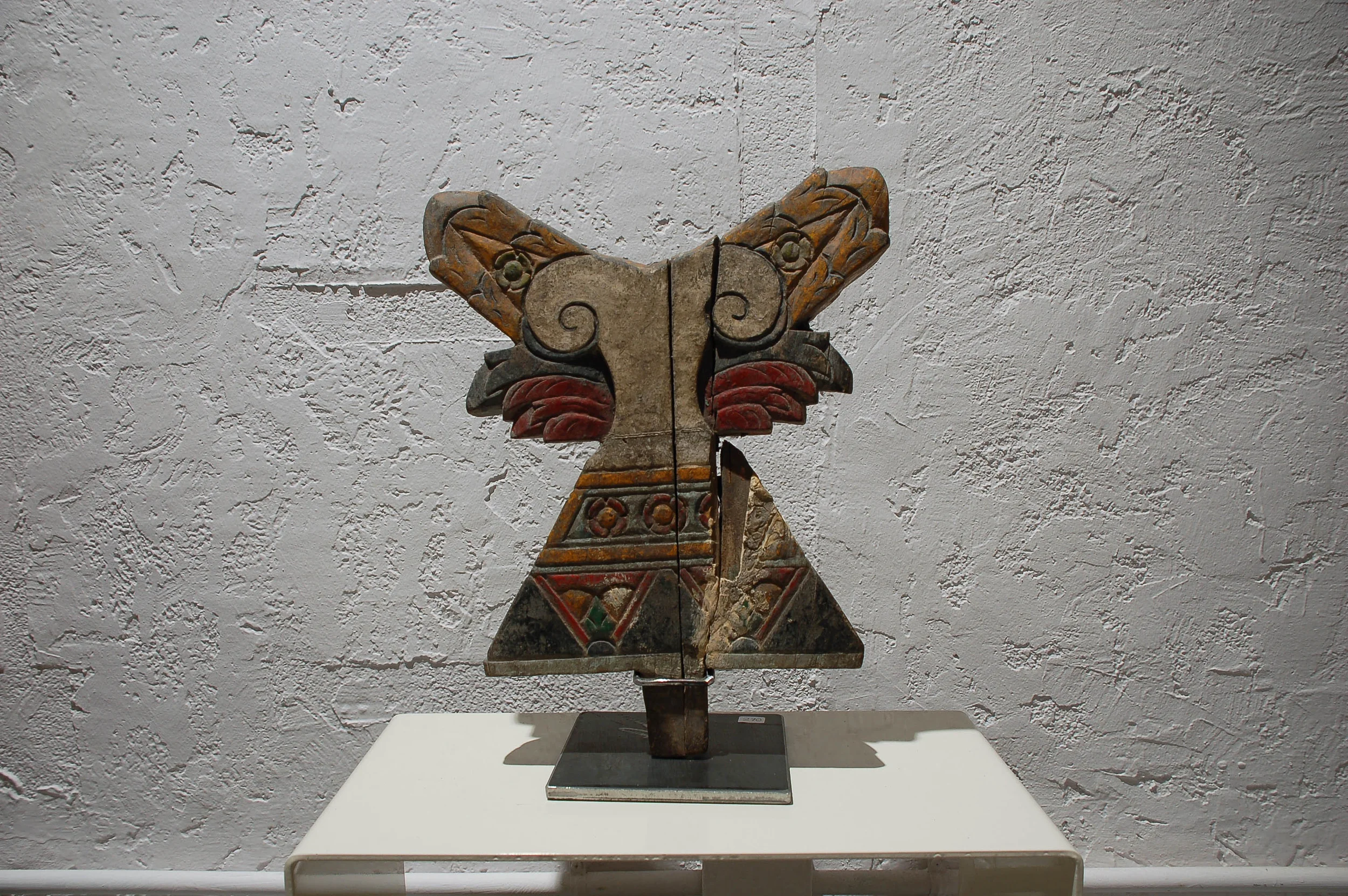mariposa de madera grande.jpg
