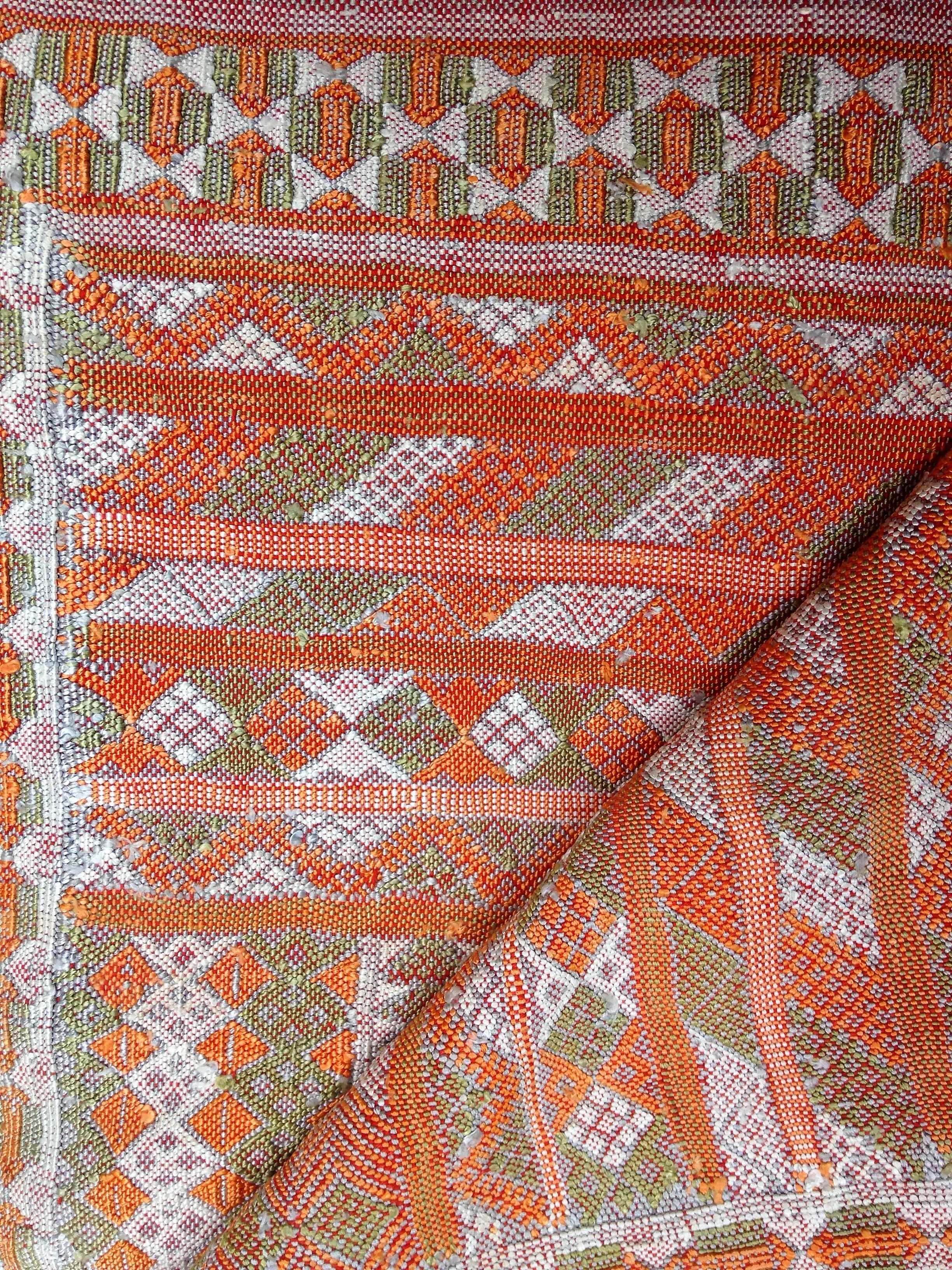 ALFOMBRA SEDA DE CACTUS MEDIANA detalle.jpg