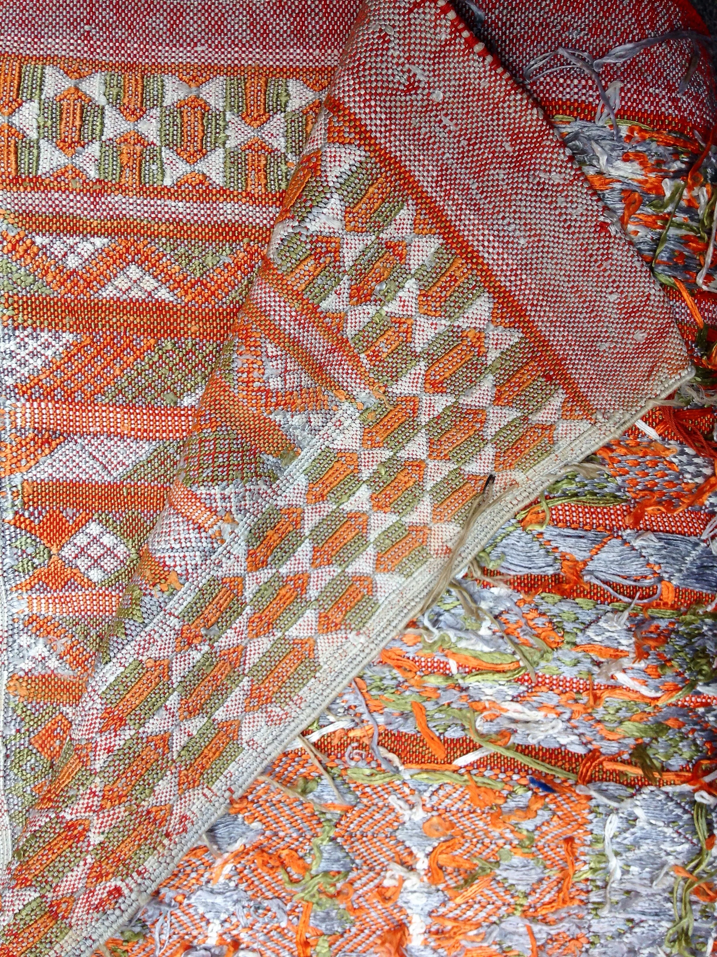 ALFOMBRA DE SEDA DE CACTUS MEDIANA detalle 1.jpg