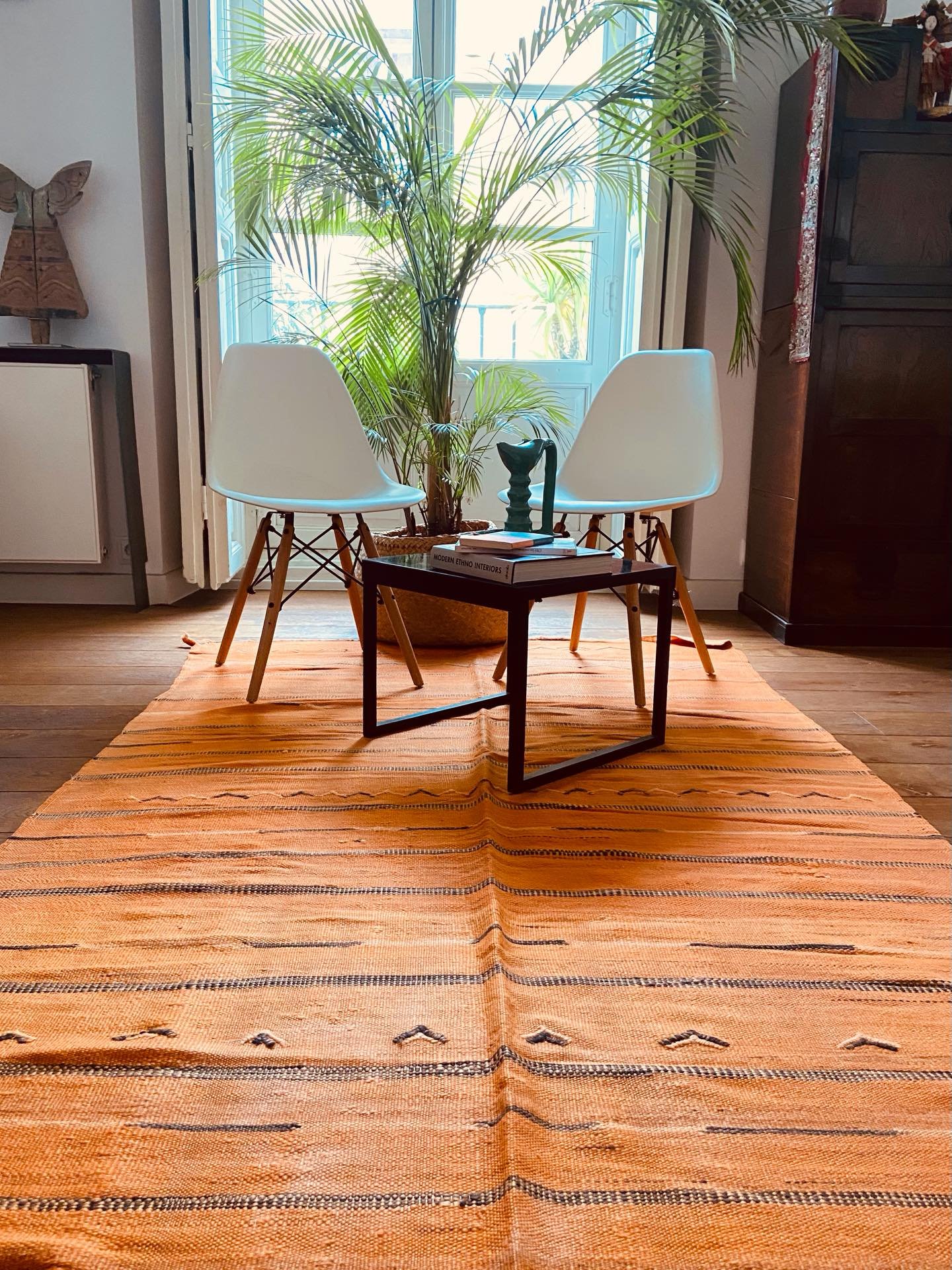 Hay tejidos que te trasladan a jardines exhuberantes, m&uacute;sica gnawa en el desierto y sabores intensos y ex&oacute;ticos
Del tacto&hellip;. Imagina o ven a sentirlo en nuestro espacio✨

Busca