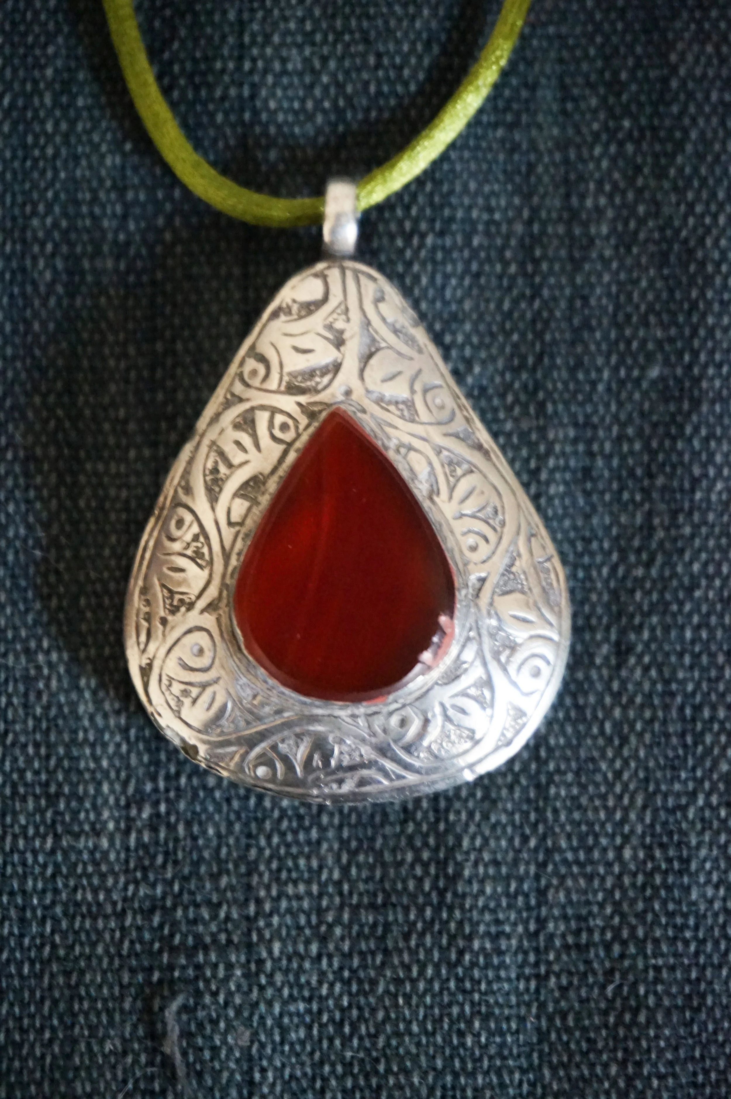 colgante turkomano.jpg