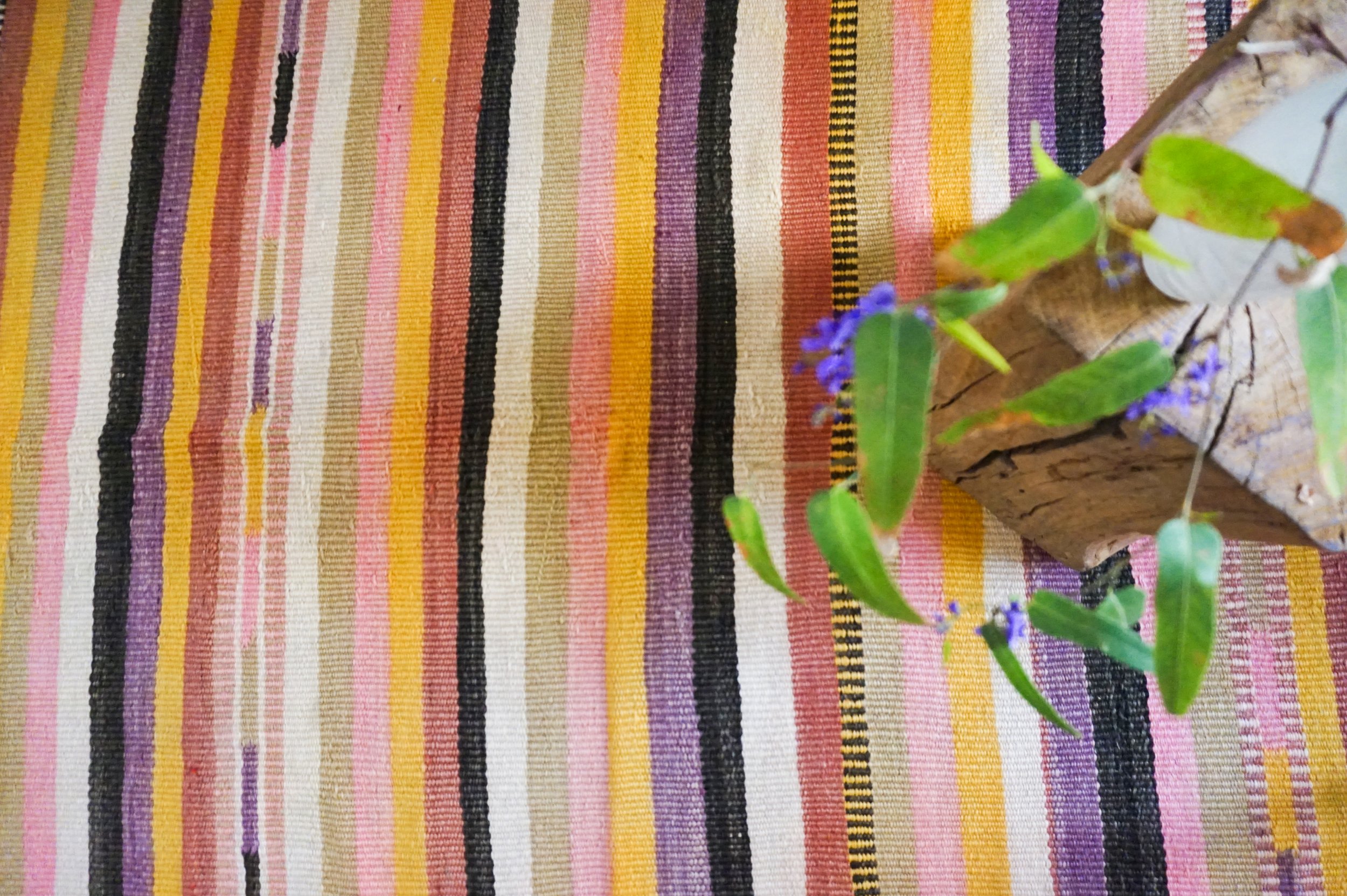 Detalle kilim rayas amarillo 3.jpg