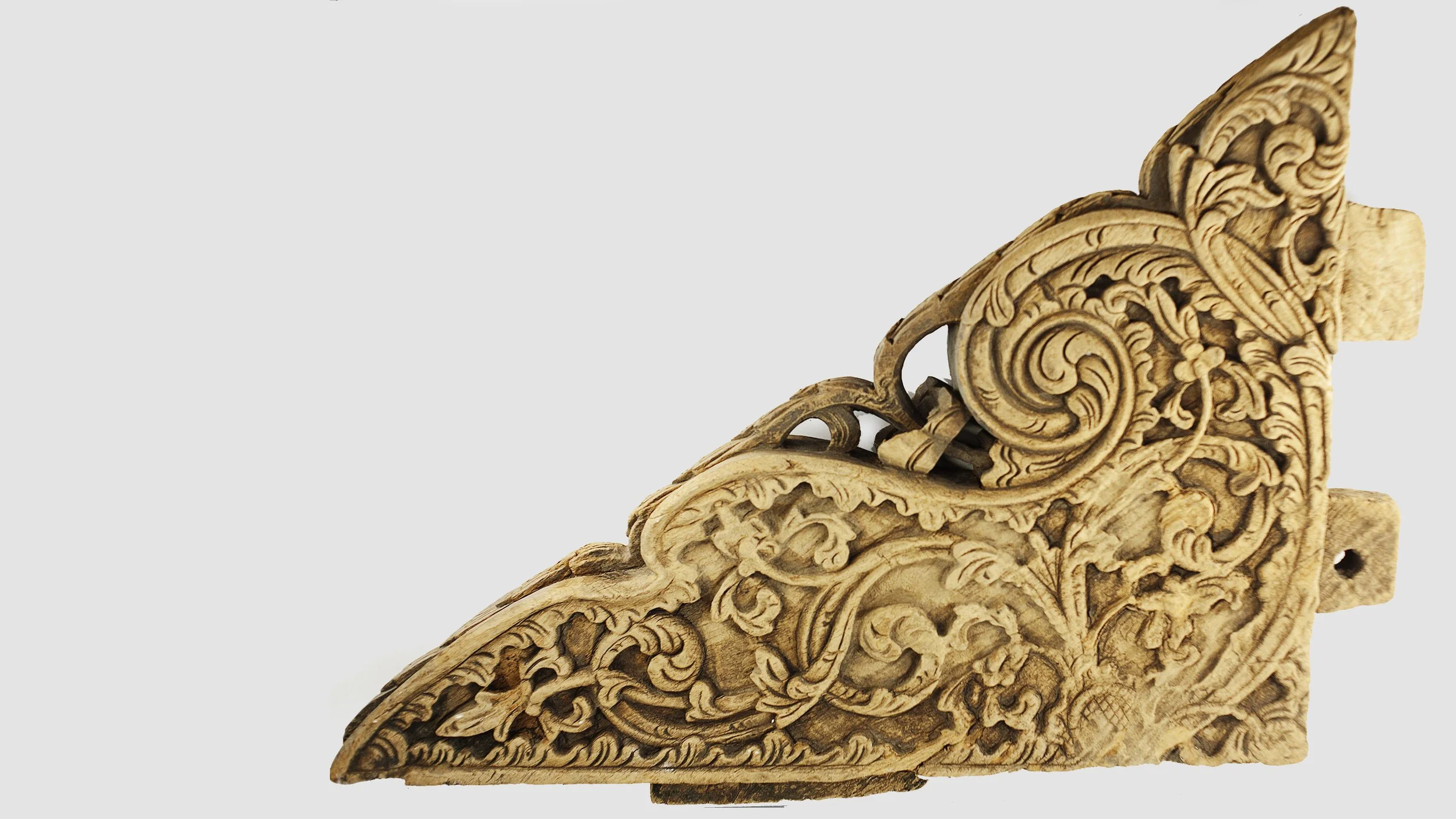 Pareja de ménsulas antiguas. Indonesia-rastro madrid-simply rickshaw.jpg