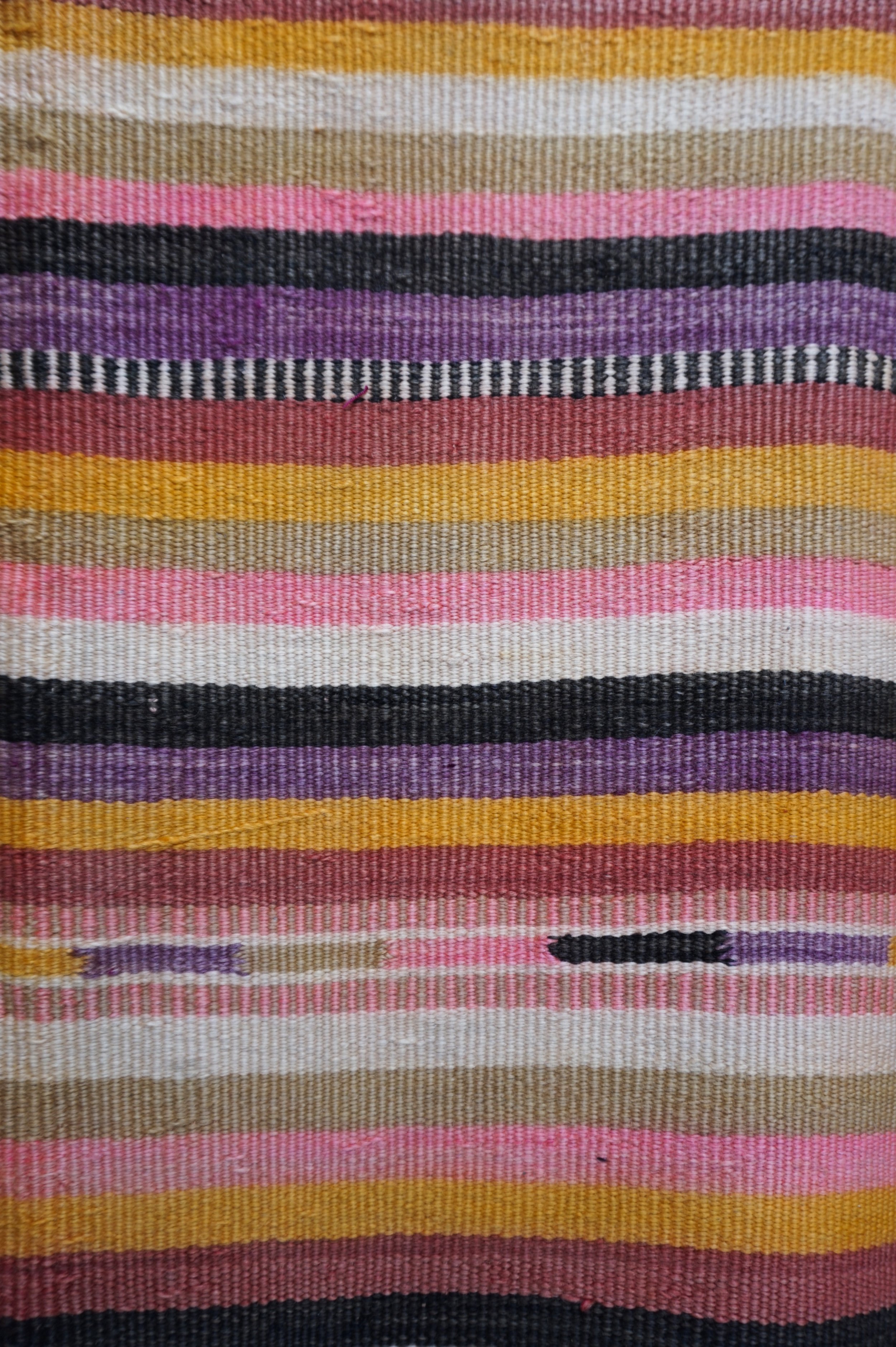 kilim rayas amarillas 2.jpg