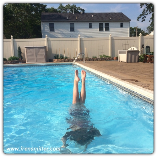 handstand yoga pool irena