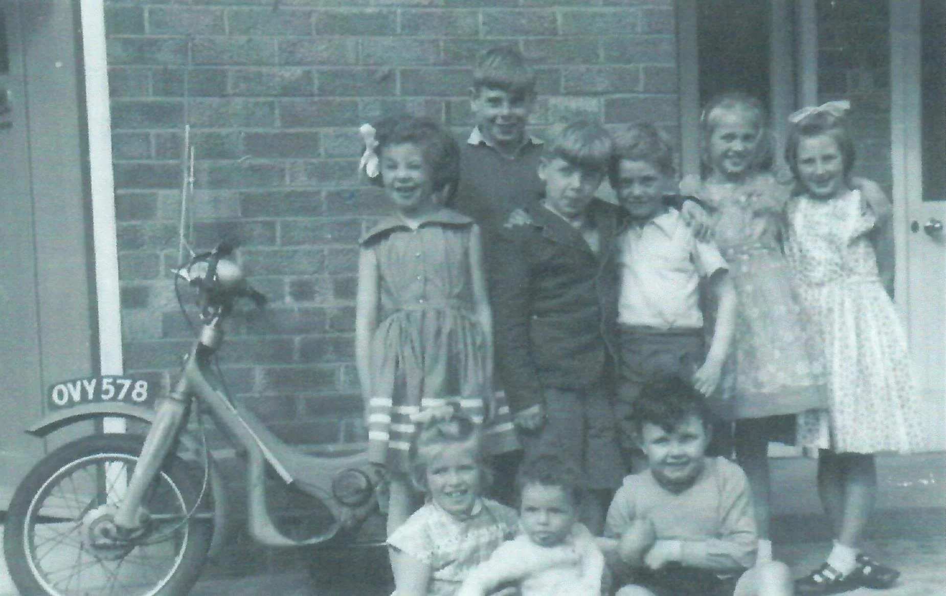 NHG0393 Naburn children 1962