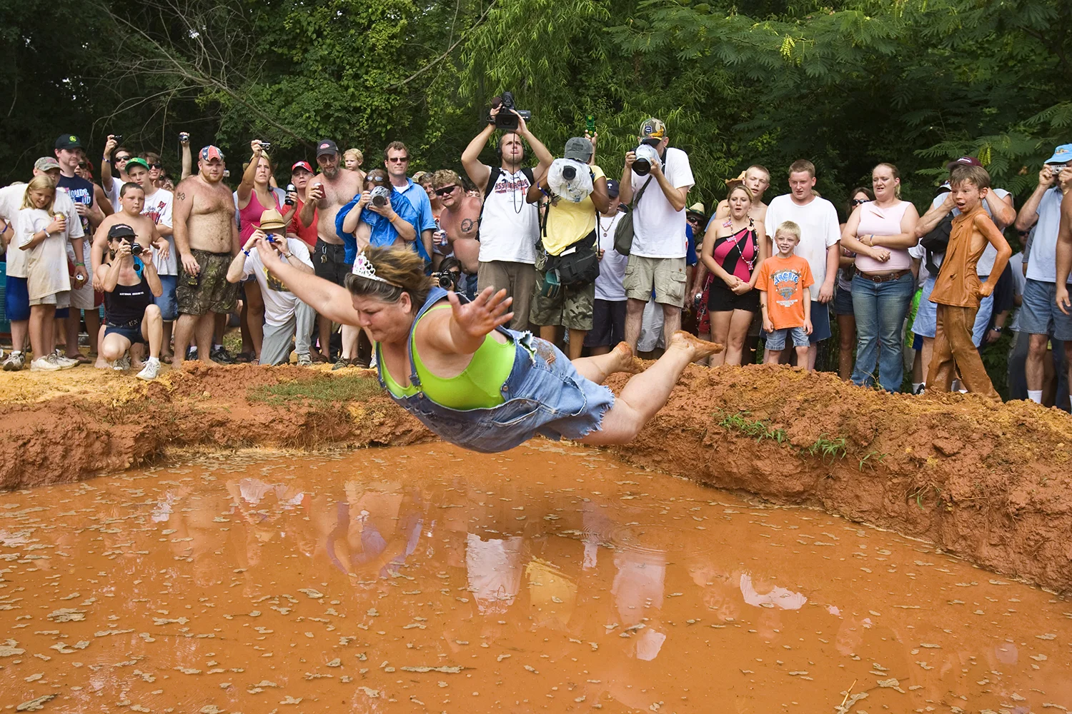 redneck_olympics_bellyflop.jpg