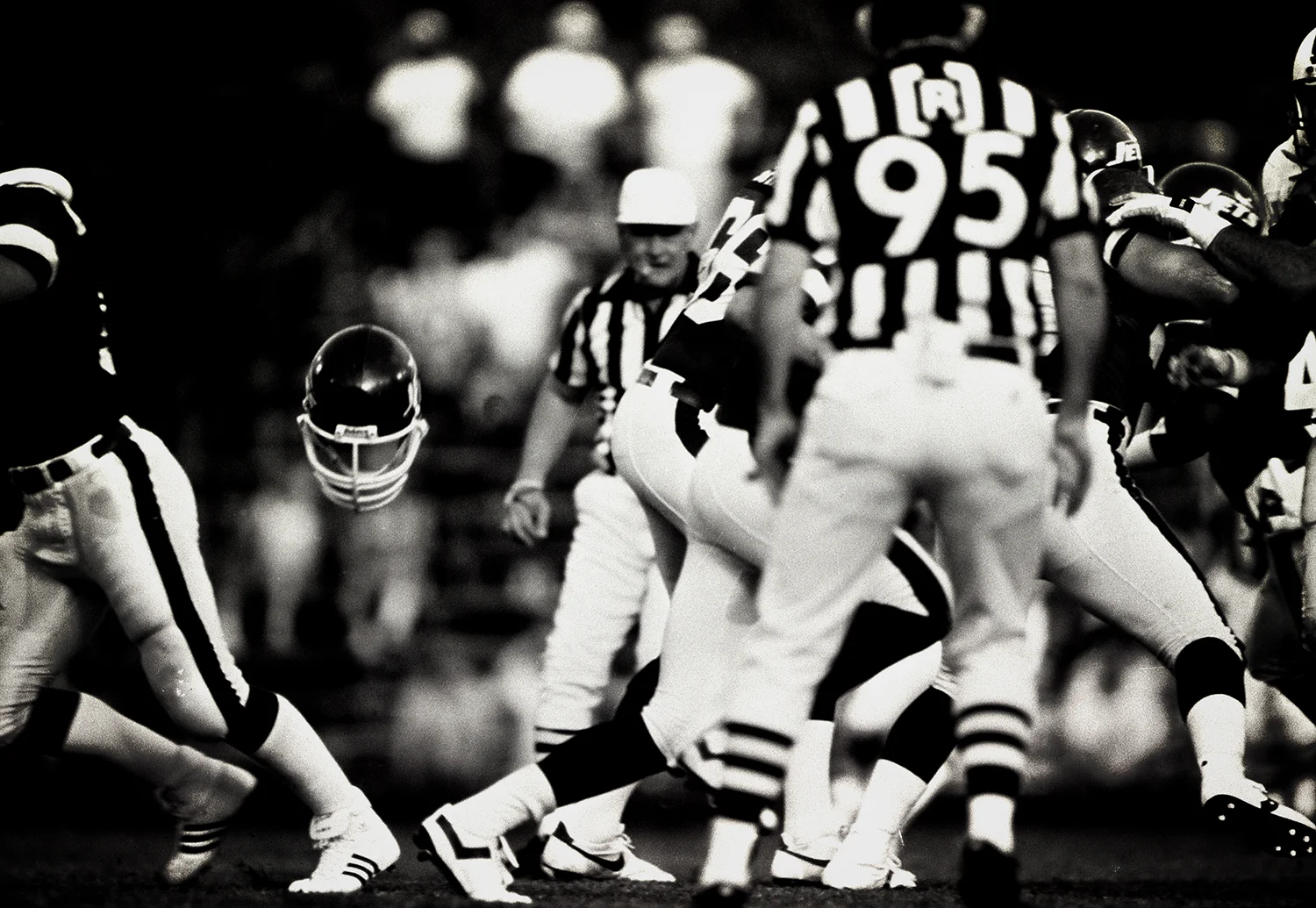 helmet_jets_dolphins.jpg