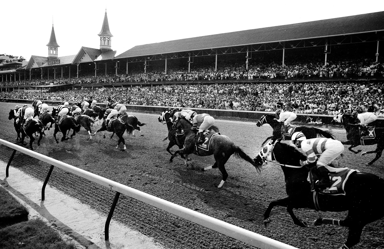 churchill_downs_kentucky.jpg