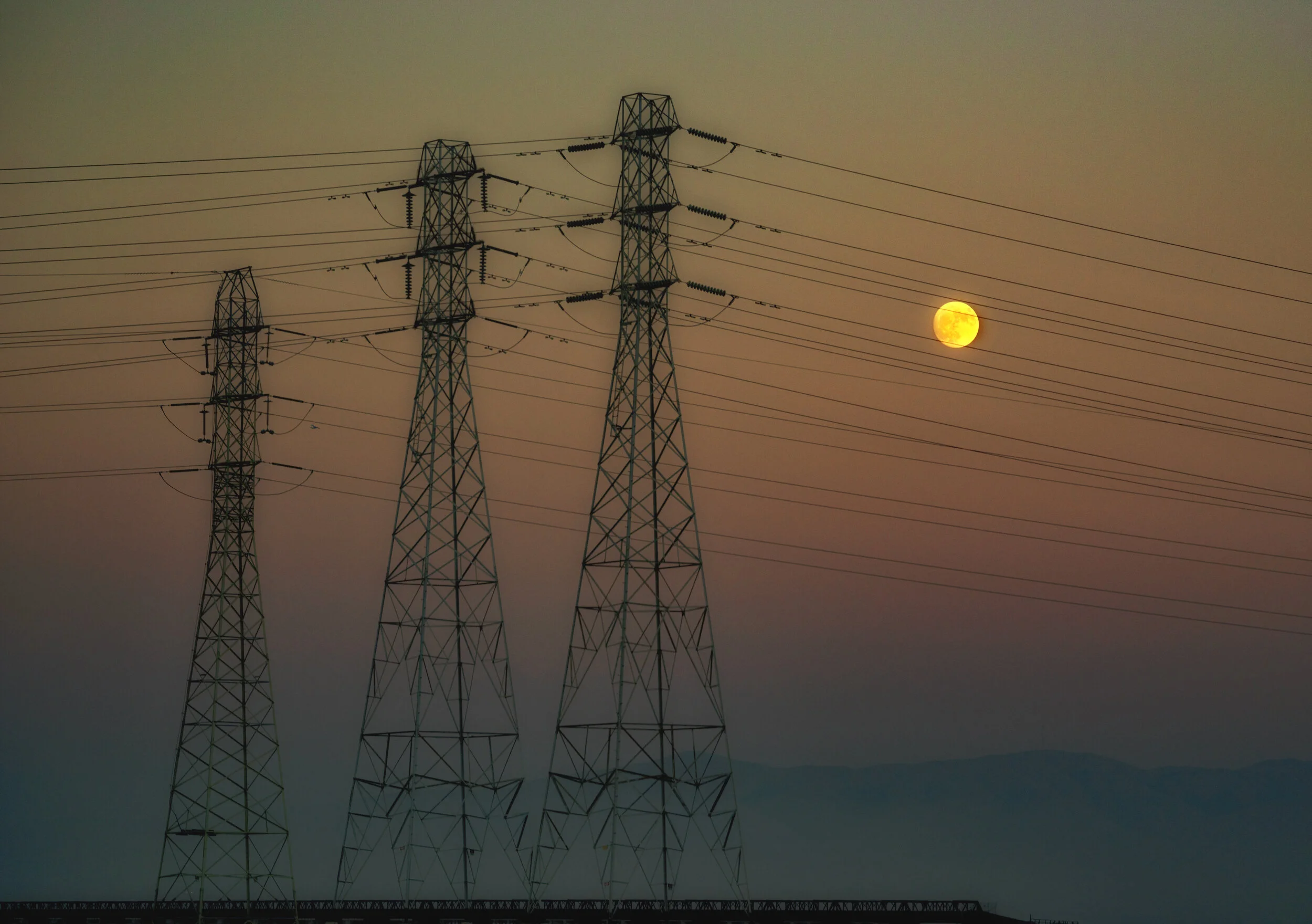  Power moon.  Heading to Oakland 